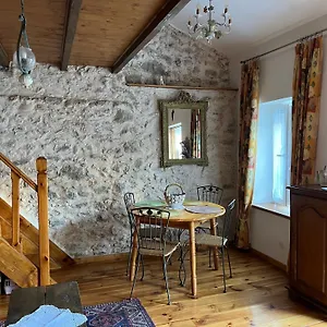 Casa vacanze Basia, - Centre , Quartier Historique Sanctuaires A 7 Min A Pied Lourdes